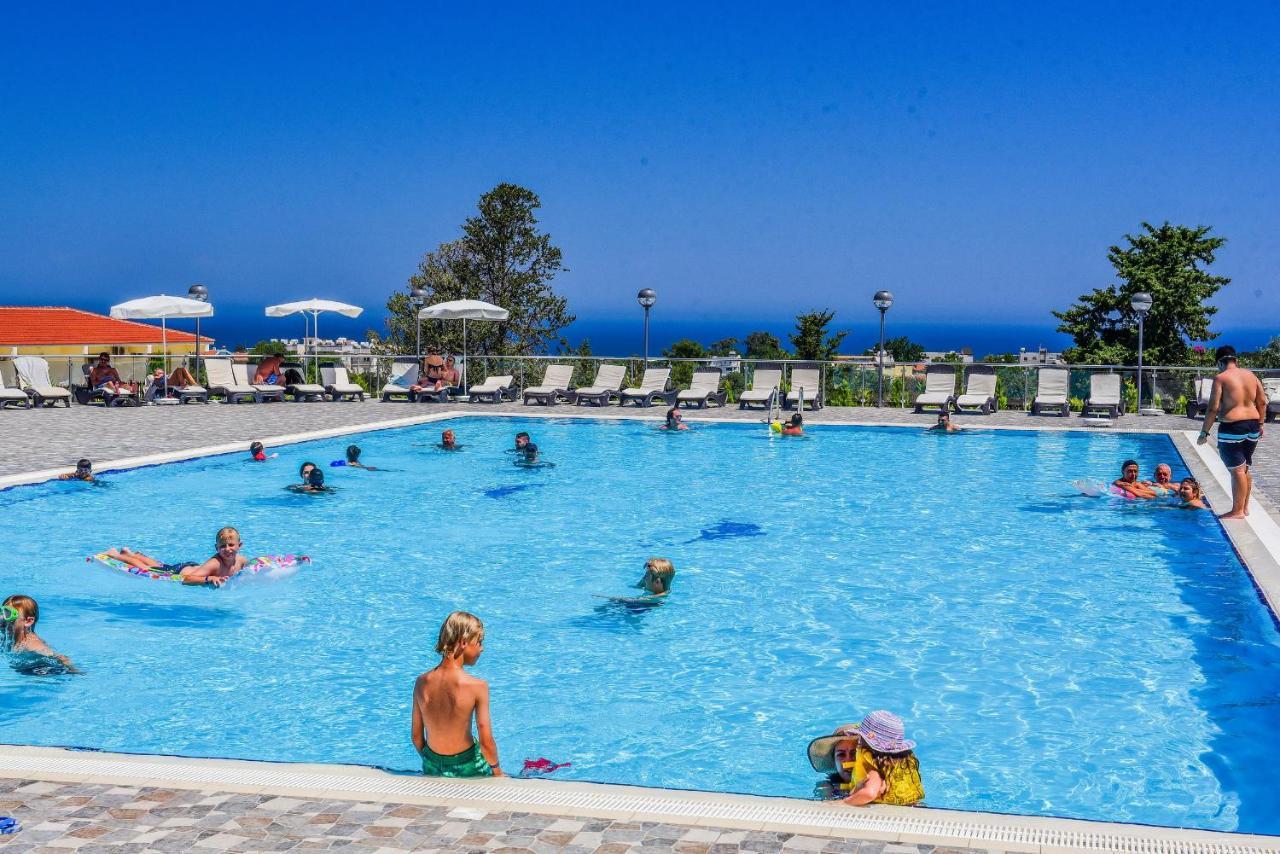 Riverside Garden Resort & Suna'S Beach Club Krini 외부 사진